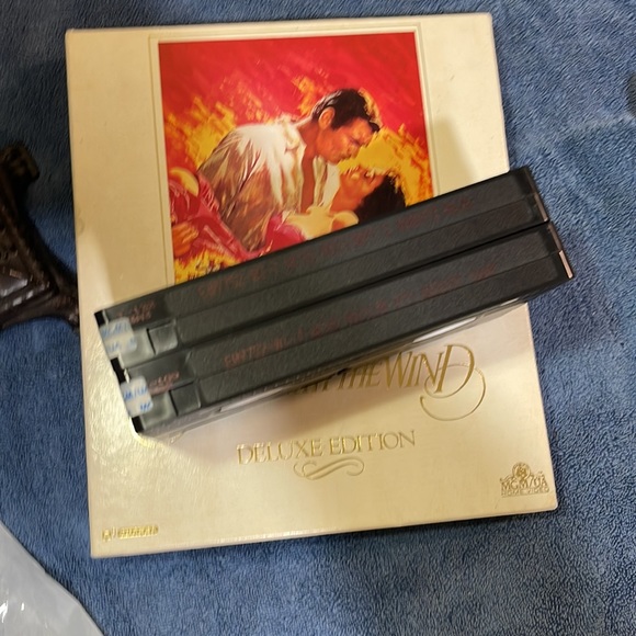 Gone With The Wind Deluxe Edition VHS tapes! In VERY GOOD SHAPE! - Picture 14 of 15